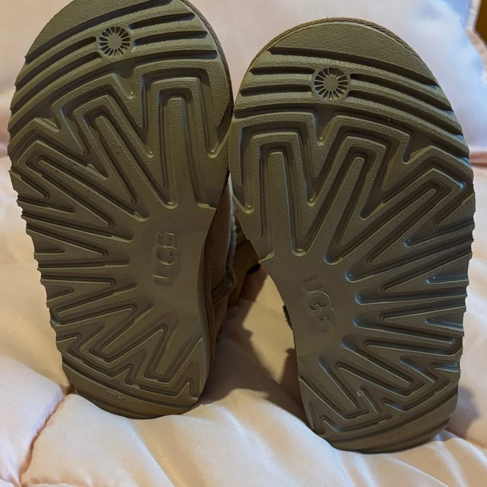 UGG Kids Bailey Bow II Tan Shearling Boots